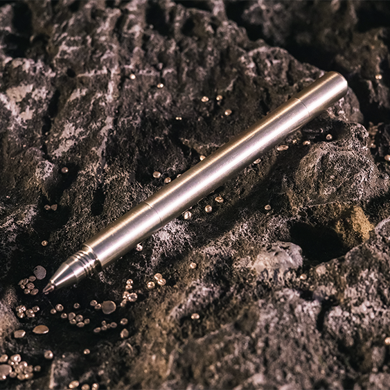 The Pioneer's Scribe by JohnnLong